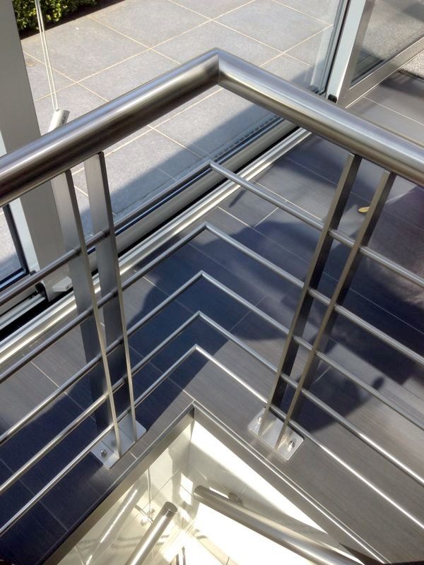 83dfbeaa05d9ad88f996640e12e499f9