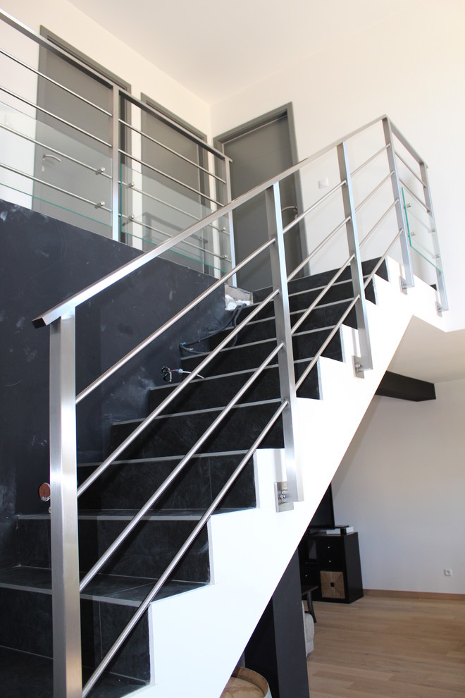 83dfbeaa05d9ad88f996640e12e499f9